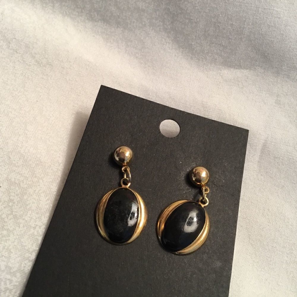 Black &âGoldtone Earringsâ